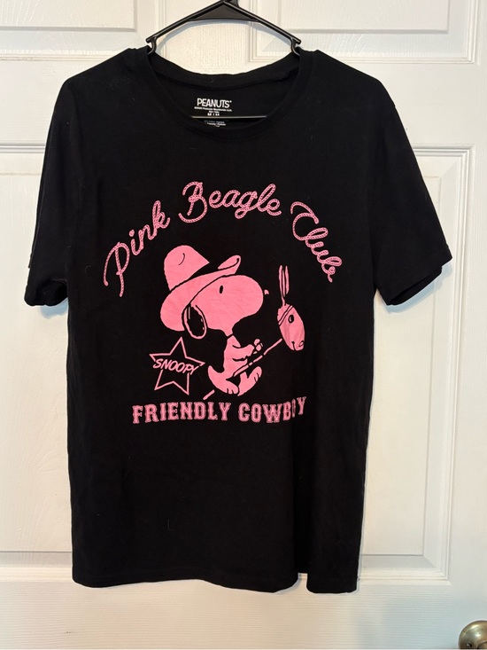 Peanuts Tops - Peanuts Black Tee Pink Beagle Club Print
